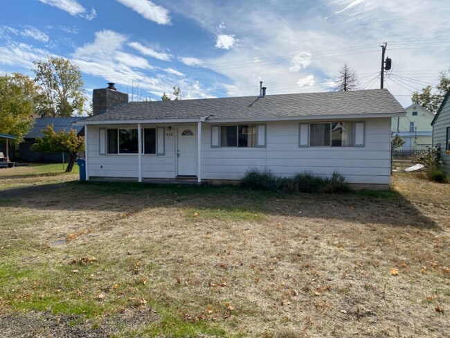 property at 420 W Main St