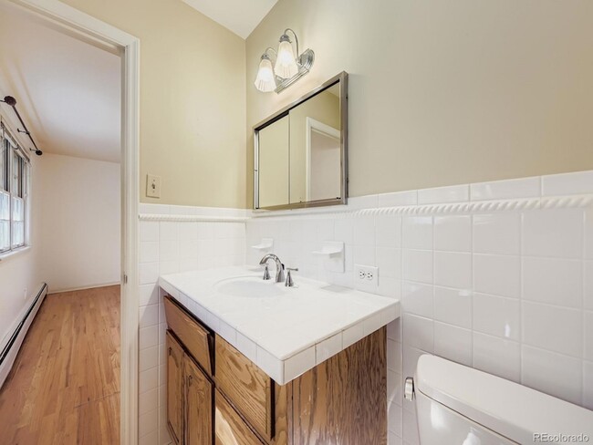 2050 Cherryville Rd in Greenwood Village, CO - Building Photo - Building Photo