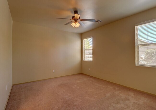4987 Wendall Rd in Las Cruces, NM - Building Photo - Building Photo