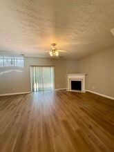 69 Pearl Chambers Dr in Dawsonville, GA - Foto de edificio - Building Photo