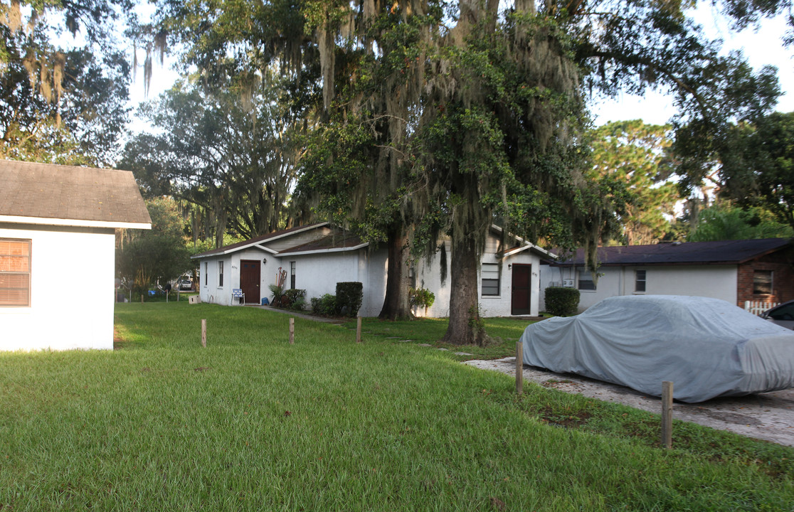 4743 16th St in Zephyrhills, FL - Building Photo