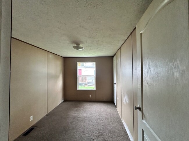 2701 30 Mile Rd in Albion, MI - Building Photo - Building Photo