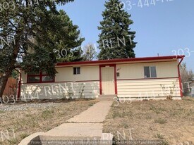 661 Bountiful Ct in Denver, CO - Building Photo