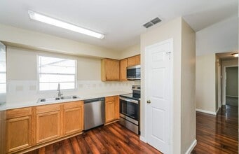 341 Santiago Ct in Lakeland, FL - Foto de edificio - Building Photo