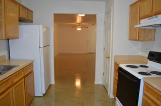 925 Maplewood Dr in Harker Heights, TX - Building Photo - Building Photo