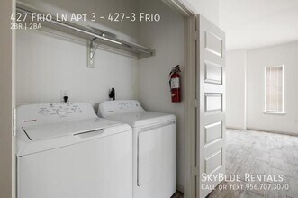 427 Frio Ln in Alamo, TX - Foto de edificio - Building Photo