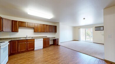 West River at Dickinson in Dickinson, ND - Building Photo - Building Photo