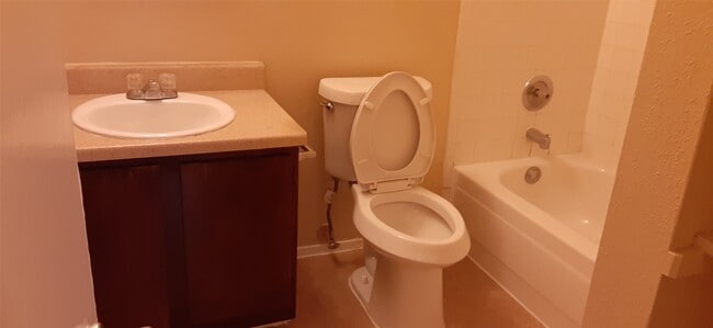 property at 8527 Ashlawn Dr