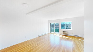 515 Highland Ave, Unit 31 in Malden, MA - Building Photo - Building Photo