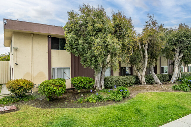 Clair Del in Long Beach, CA - Foto de edificio - Building Photo