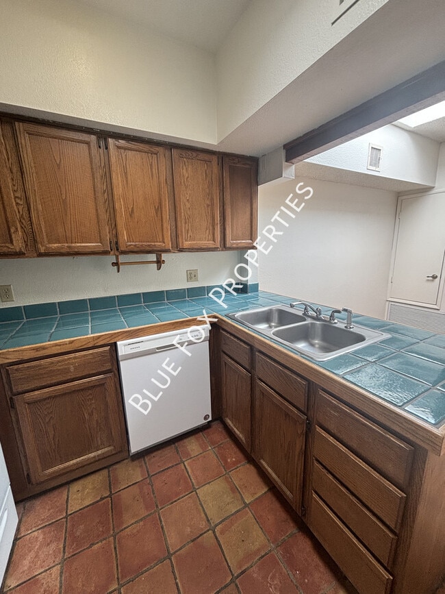 5958 Sun County Blvd