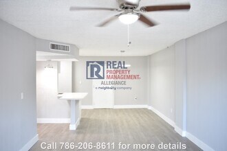 16465 NE 22nd Ave in Miami, FL - Building Photo - Building Photo