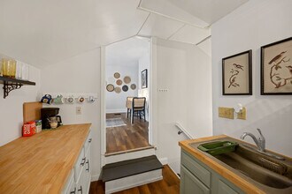 5651 Ridge Ave, Unit ID1384096P in Cincinnati, OH - Building Photo - Building Photo