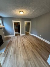311 W Burgess St in Pittsburgh, PA - Building Photo - Building Photo