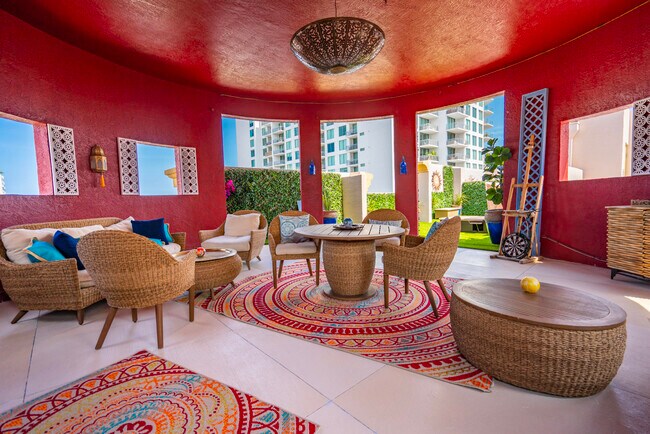 410 Evernia St in West Palm Beach, FL - Building Photo - Building Photo