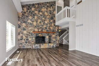 11 St Valery Ct in Lake St. Louis, MO - Building Photo - Building Photo