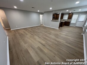 12106 Dawes Point in San Antonio, TX - Building Photo - Building Photo