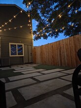 6120 E 60th Pl in Commerce City, CO - Foto de edificio - Building Photo