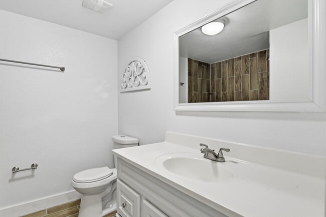 property at 915 Nevell St