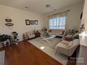 2102 Big Pine Dr in Matthews, NC - Building Photo - Building Photo