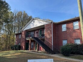 Rain Tree Estates in Eutaw, AL - Building Photo