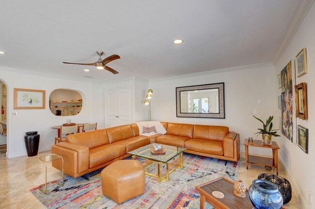 property at 251 NE 2nd Cir