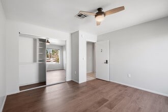 1849 E Manhatton Dr in Tempe, AZ - Building Photo - Building Photo