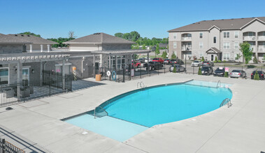 LaCabreah Apartments in Brownsburg, IN - Building Photo - Building Photo