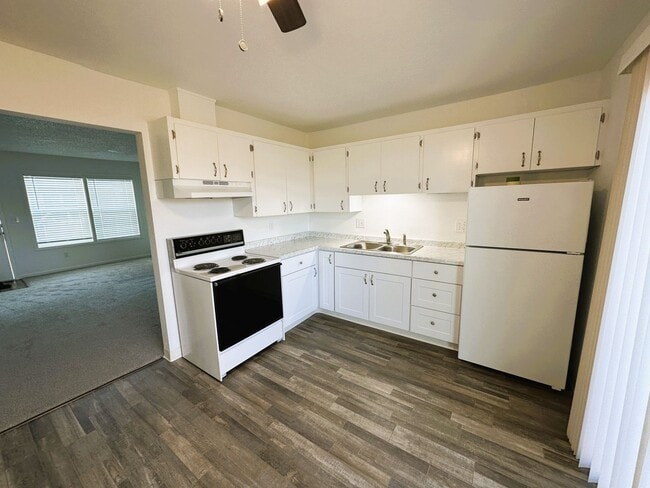 property at 317 NW 8th Ave