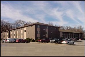 Brookside Apartments in St. Joseph, MO - Building Photo