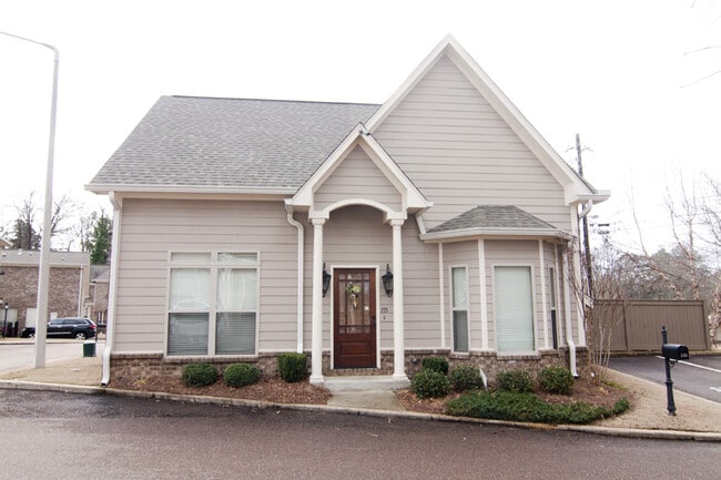 155 Fallsgrove Dr in Oxford, MS - Building Photo - Building Photo