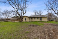 7704 Delafield Ln in Austin, TX - Building Photo - Building Photo