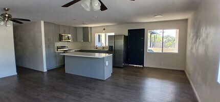 6187 May Way in Honolulu, HI - Building Photo - Building Photo