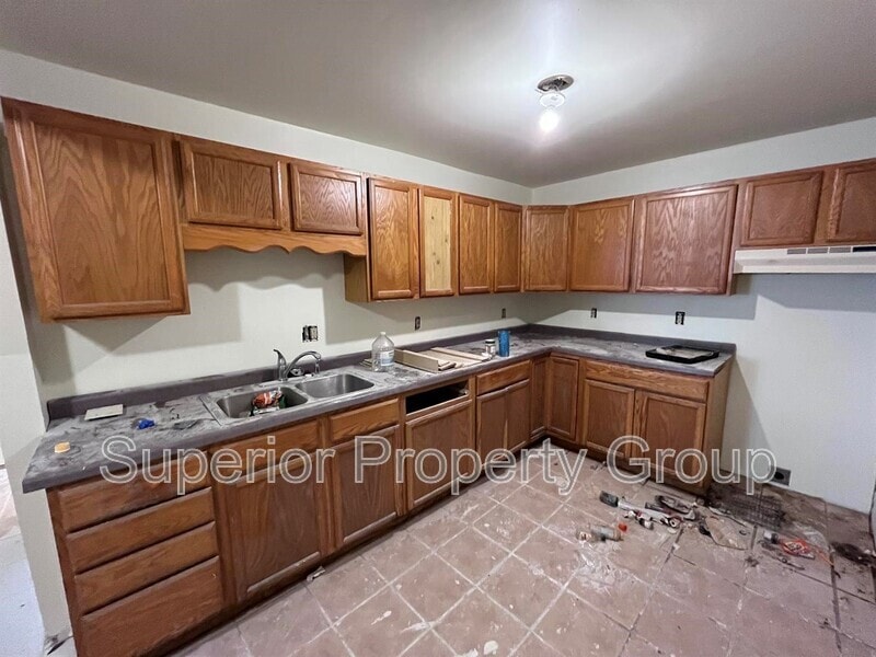 150 S River St in Lowell, WI - Building Photo