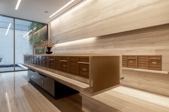 Oskar Luxury Apartments in New York, NY - Building Photo - Lobby