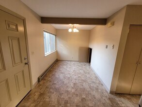 1547 Mill St SE in Salem, OR - Building Photo - Building Photo