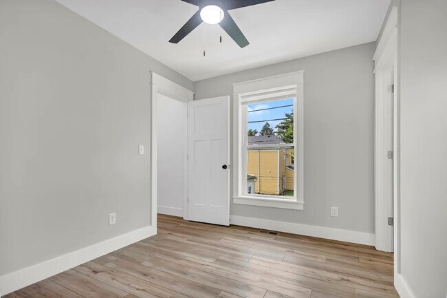 307 W Kenwood Dr in Bloomington, IN - Building Photo - Building Photo