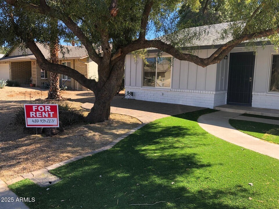 10699 E Mescal St in Scottsdale, AZ - Building Photo