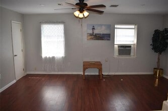 2432 38th Ave N in Texas City, TX - Building Photo - Building Photo