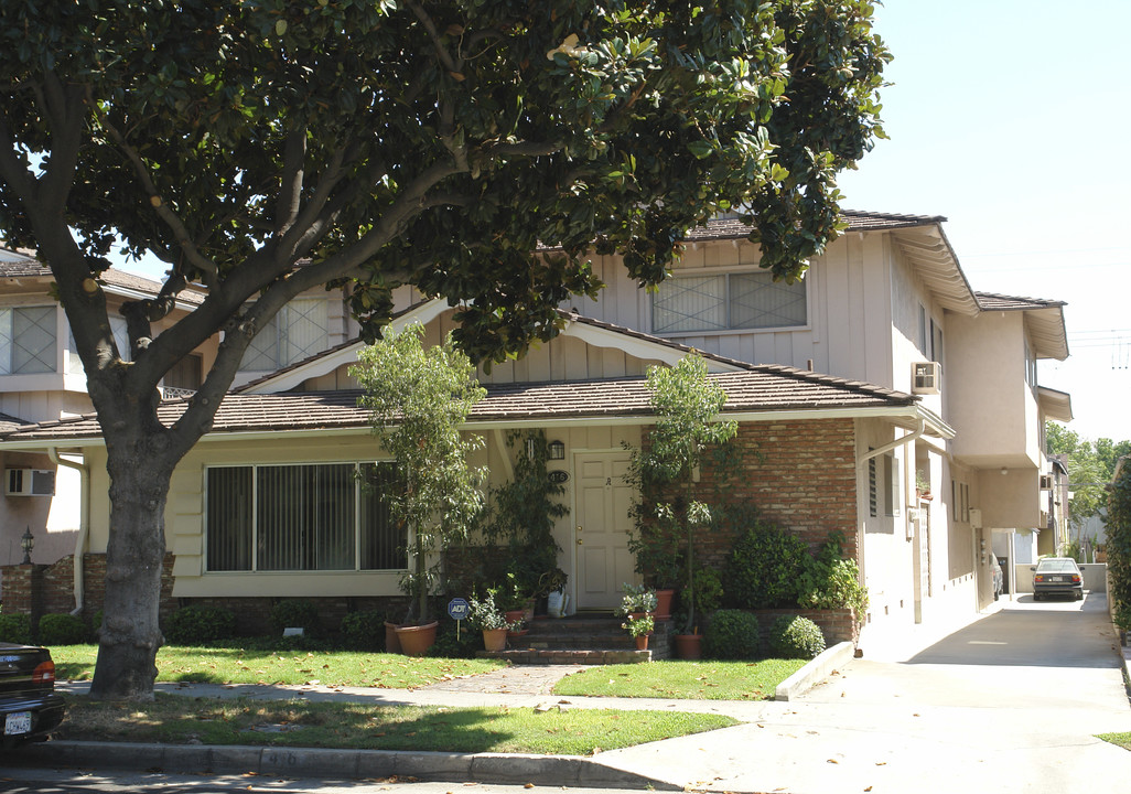 416 N Monterey St in Alhambra, CA - Building Photo