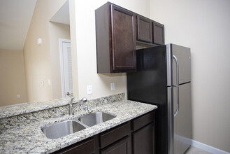 1702 Conservation Trl in Fort Walton Beach, FL - Building Photo - Building Photo