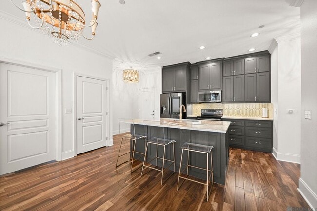 7707 Bluebonnet Blvd in Baton Rouge, LA - Building Photo - Building Photo