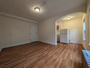 5425 N Kenmore Ave, Unit 304 in Chicago, IL - Building Photo - Building Photo