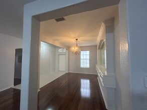 1051 NE 16th Pl in Cape Coral, FL - Building Photo - Building Photo