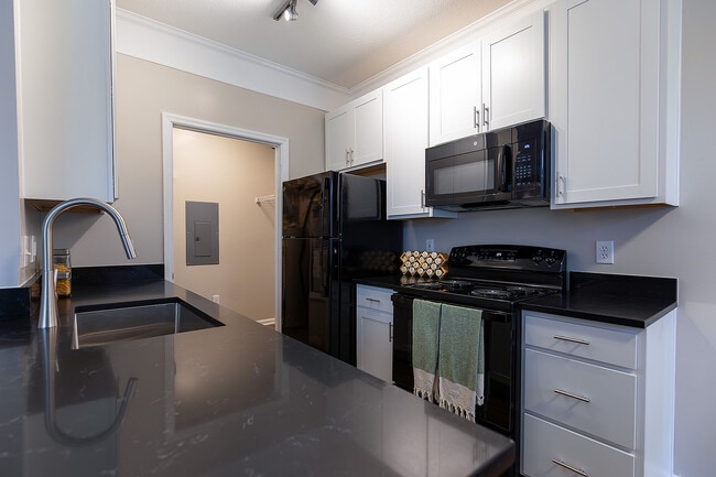 Chestnut Hill Apartments