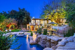 31350 Lobo Canyon Rd in Agoura Hills, CA - Building Photo