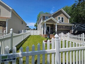 2728 Myrtle Ave in Norfolk, VA - Foto de edificio - Building Photo