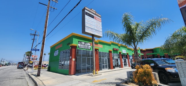 8332 Sepulveda Blvd in Los Angeles, CA - Building Photo - Building Photo