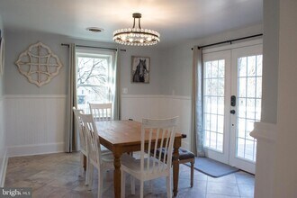 1548 Weston Ln in Middleburg, VA - Building Photo - Building Photo