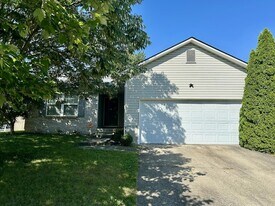 1945 Dark Tower Rd in Lexington, KY - Building Photo